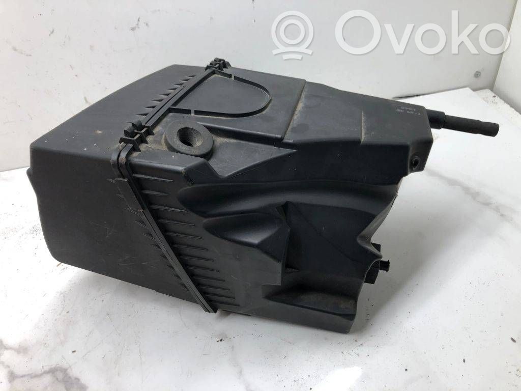 Audi A6 S6 C6 4F Air filter box 