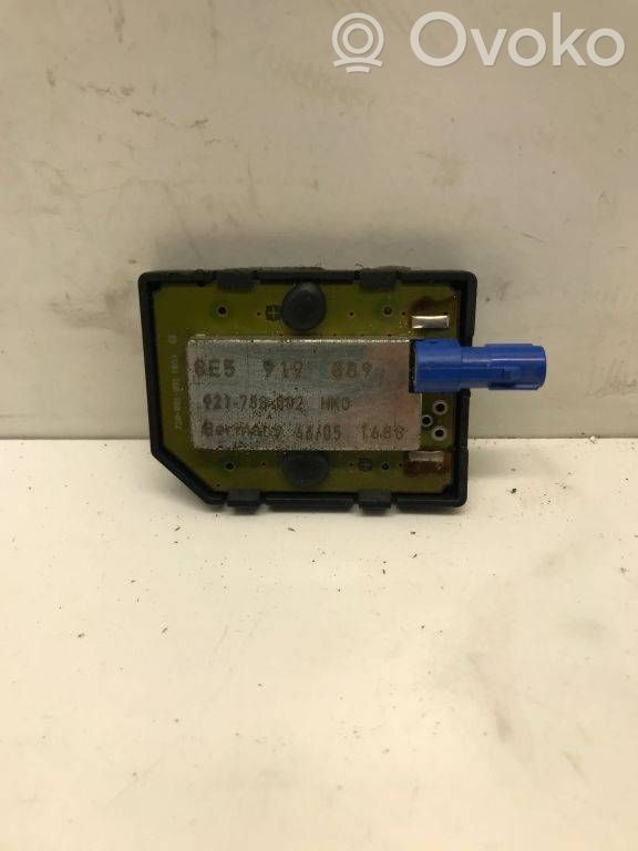 Audi A6 S6 C6 4F GPS-pystyantenni 