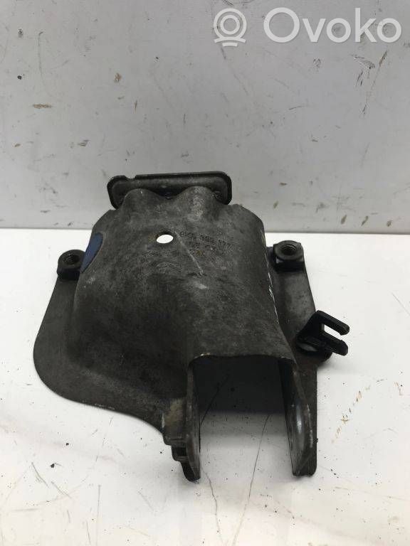 Audi A5 8T 8F Engine mounting bracket 