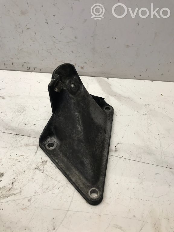 BMW 5 E60 E61 Engine mounting bracket 