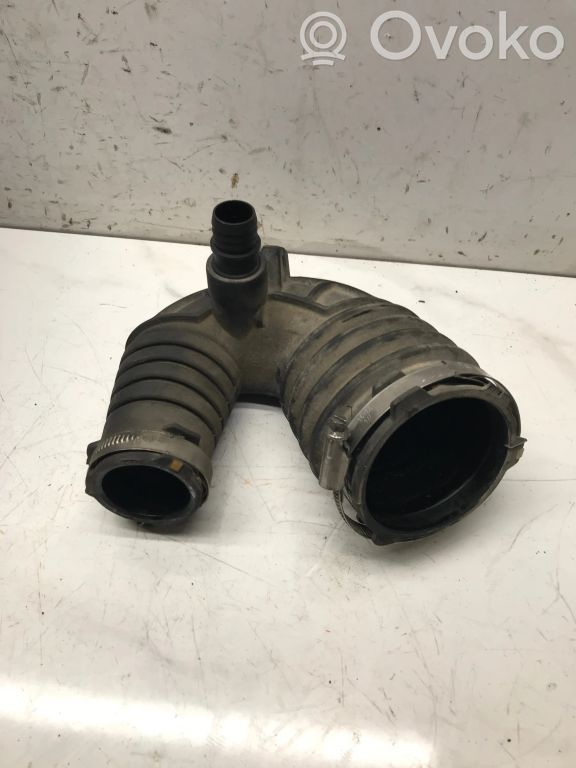 Audi A6 S6 C6 4F Ansaugrohr Ansaugschlauch Turbolader 