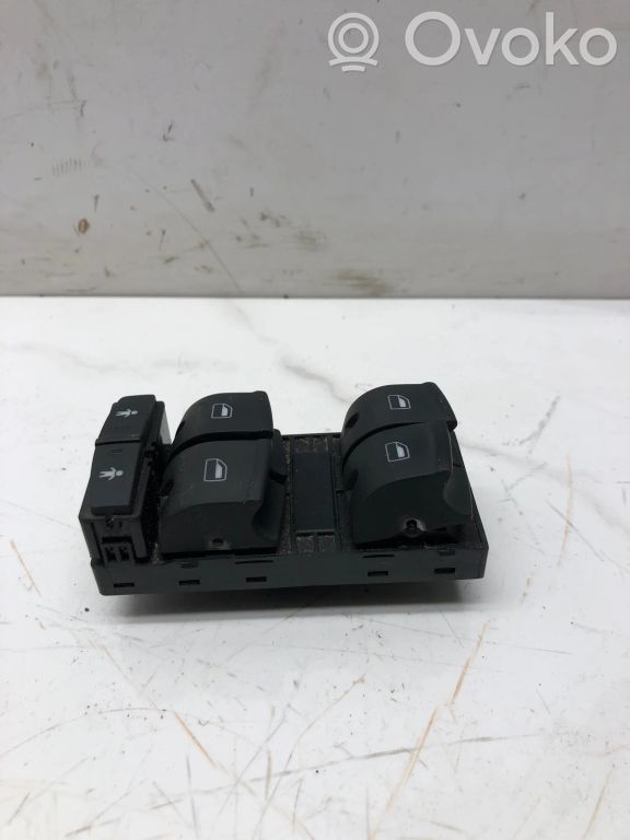 Electric window control switch   4F0959851D,339701S