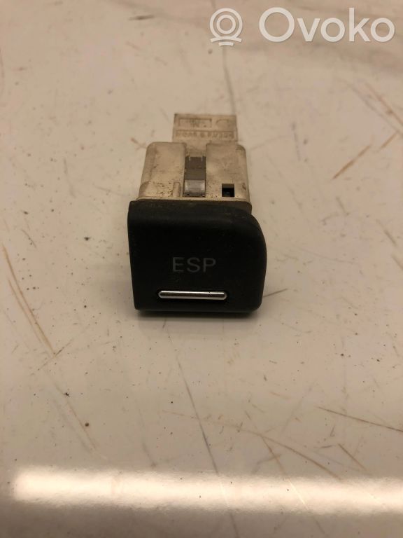ESP (stability program) switch   8E2927134C