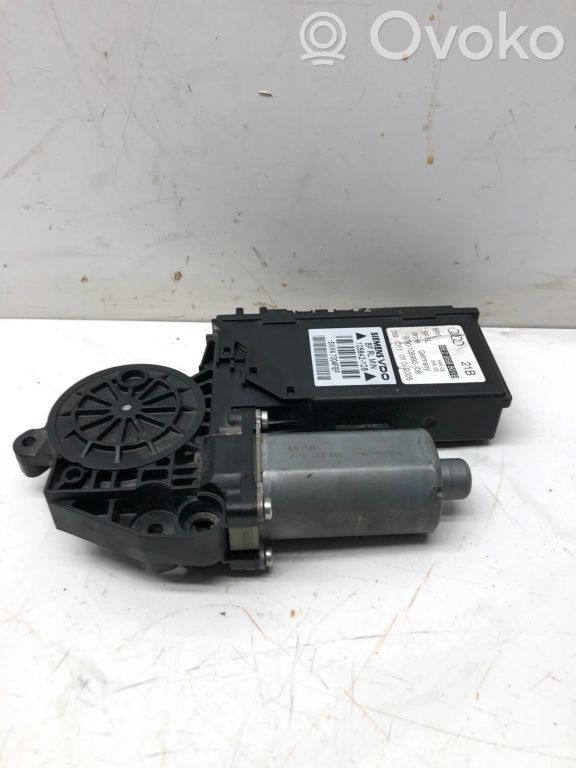 Audi A4 S4 B7 8E 8H Etuoven ikkunan nostomoottori 