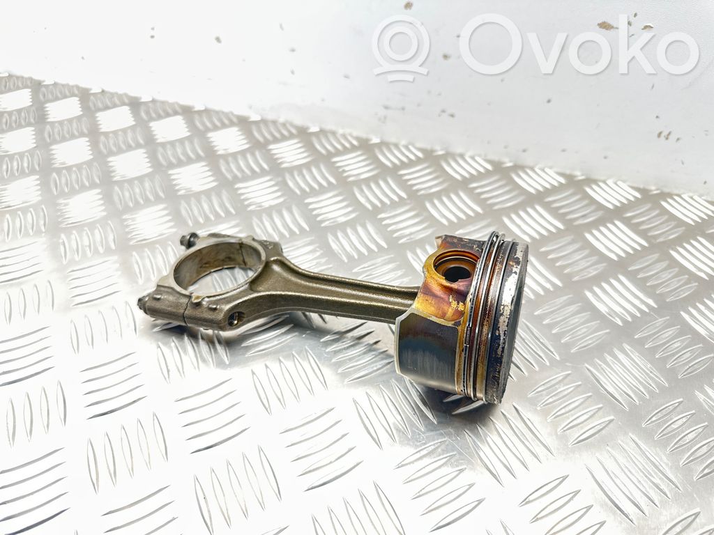 Piston   06LB