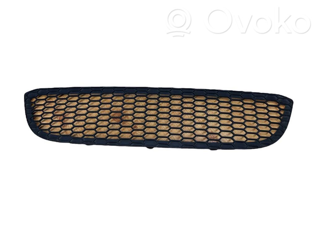 BMW 1 E81 E87 Front bumper lower grill 
