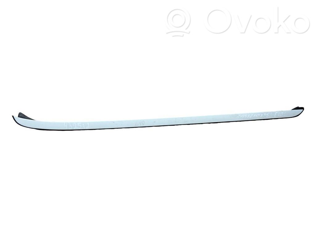 BMW X5 E70 Windshield trim 