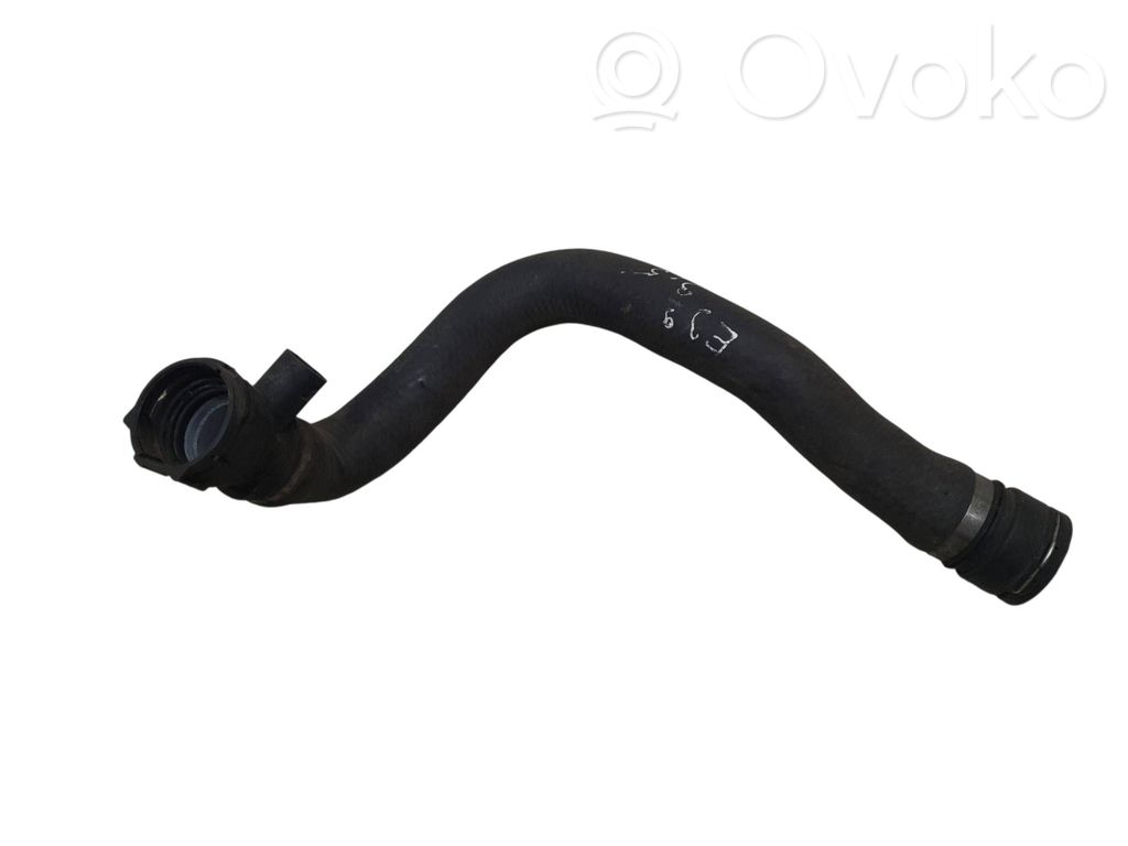 BMW 5 E39 Engine coolant pipe/hose 