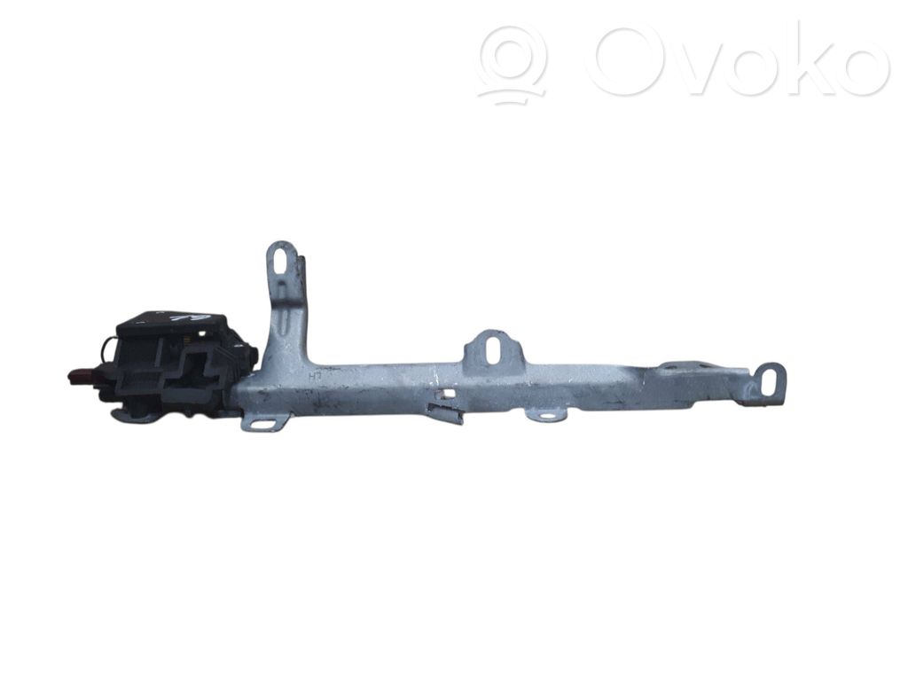 Parcel shelf load cover mount bracket   6960883,897200230900