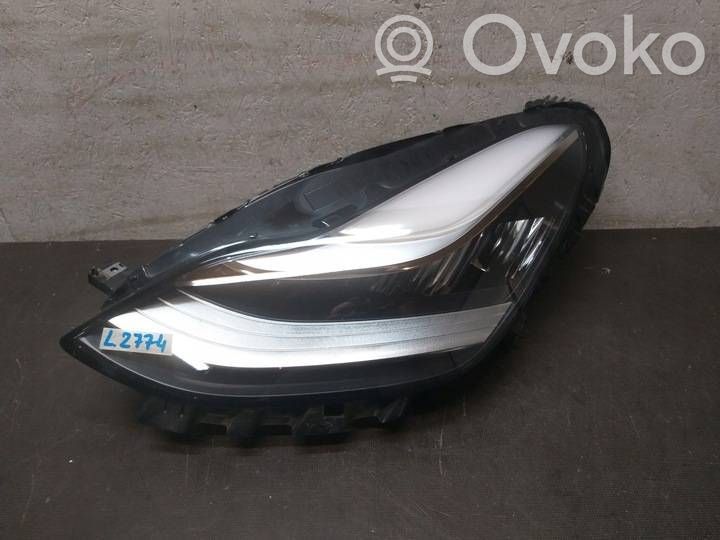Tesla Model 3 Scheinwerfer 