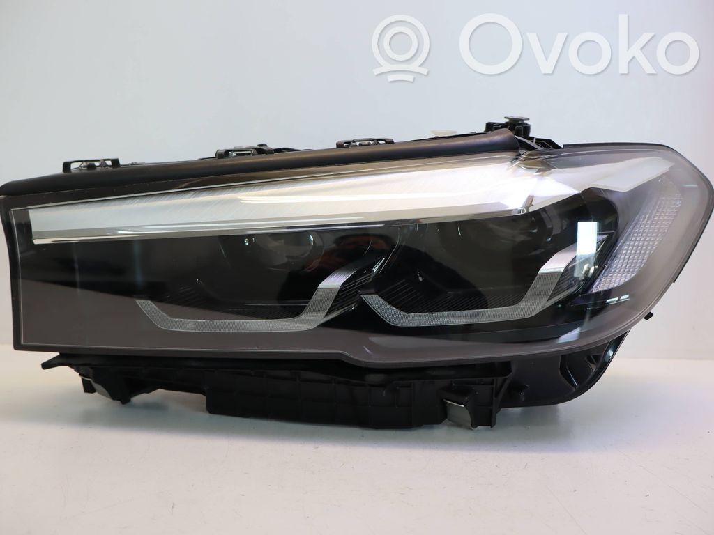 BMW 5 G30 G31 G38 Etu-/Ajovalo 