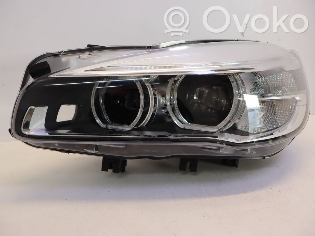 BMW 2 F45 Lampa przednia 