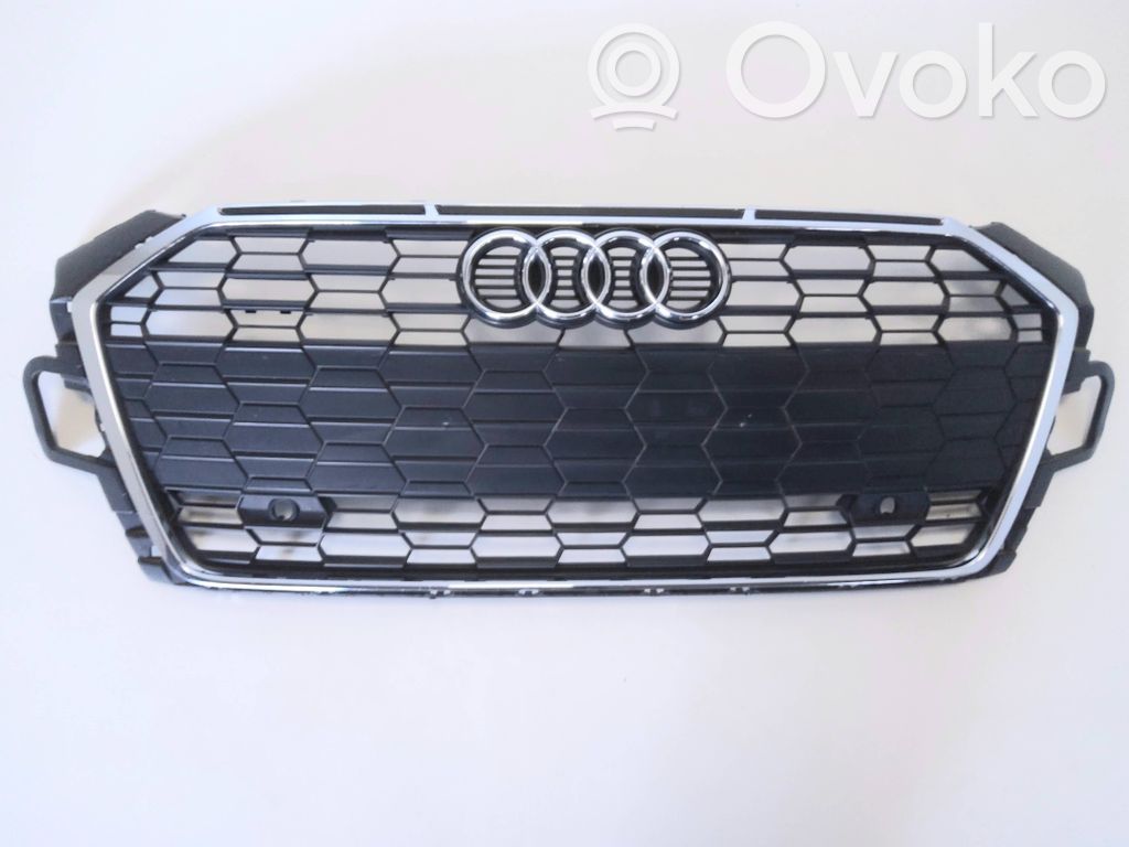 Audi A5 Etupuskurin ylempi jäähdytinsäleikkö 