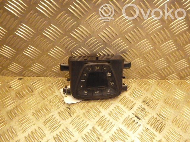 Citroen C1 Climate control unit 