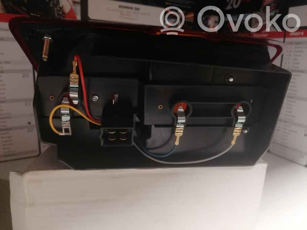 Lampa tylna   9815127080,13877,27399364,VDMS18