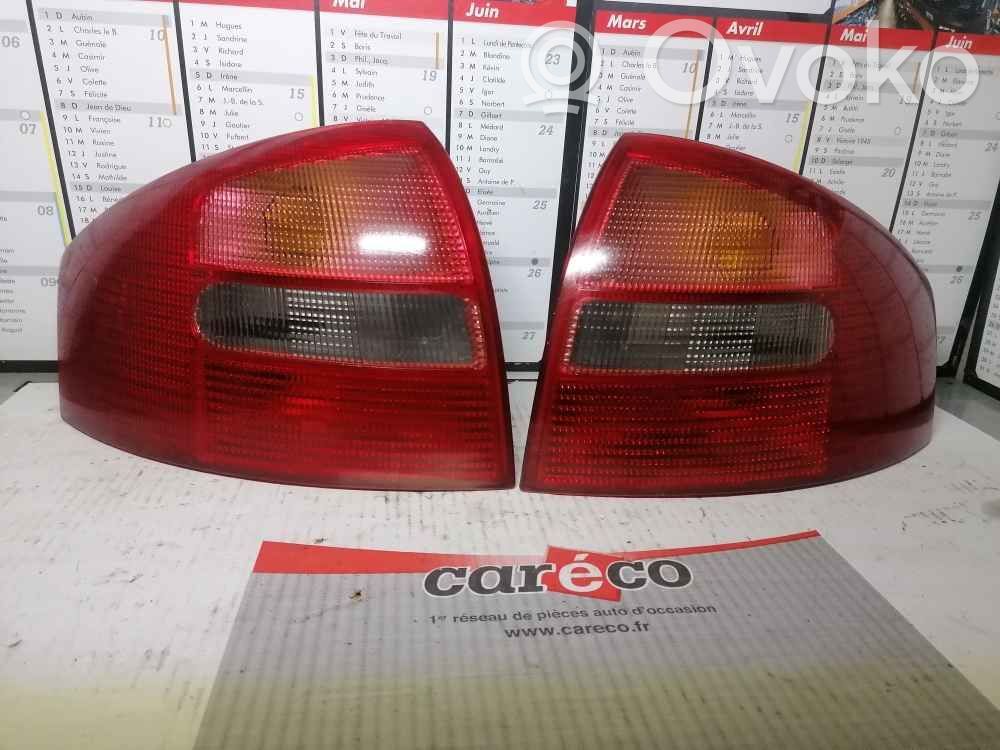 Audi A6 S6 C4 4A Lampa tylna 