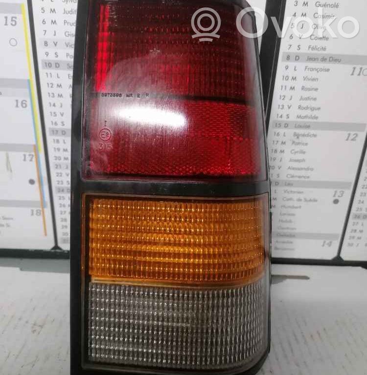 Opel Corsa A Lampă spate în caroserie 