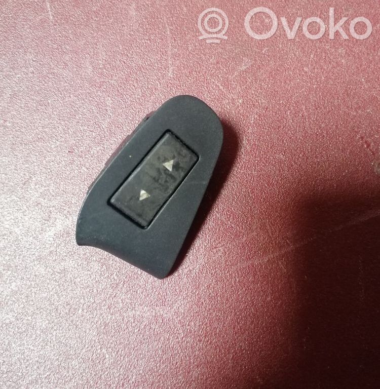 Fiat Stilo Electric window control switch 