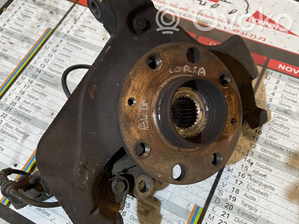 Opel Corsa D Fuzetă butuc roată față 