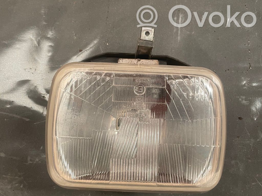 Renault Express Headlight/headlamp 