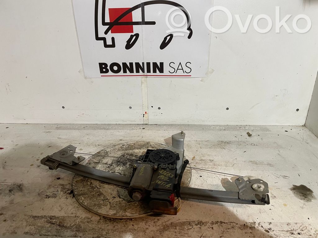 Citroen Xantia Manualny podnośnik szyby drzwi przednich 