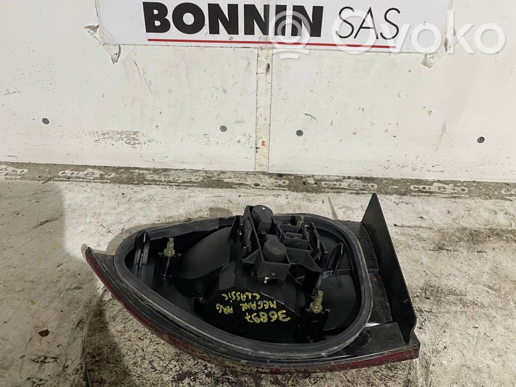 Renault Megane I Lampă spate în capacul portbagajului 