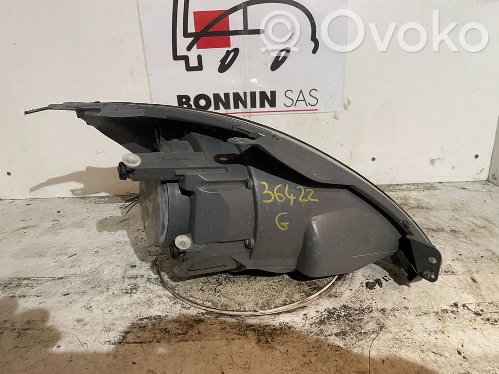 Ford Fiesta Lampa przednia 