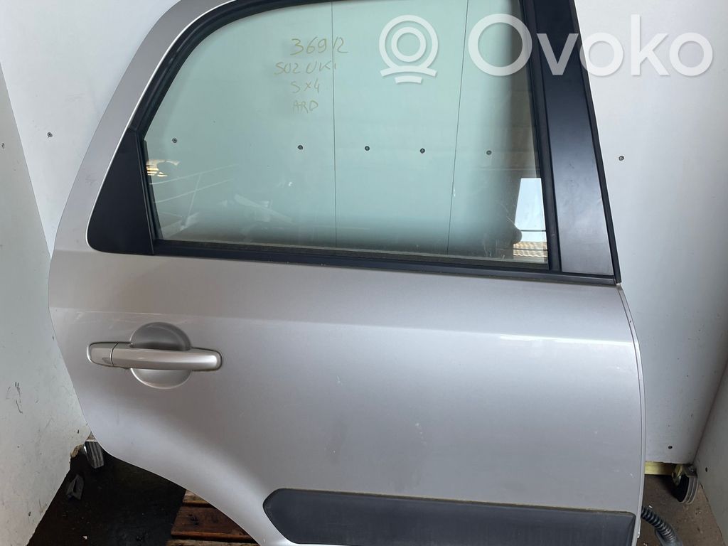 Suzuki SX4 Puerta trasera 