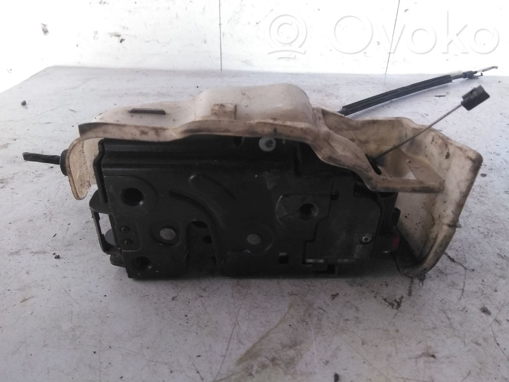 Volkswagen Golf V Încuietoare ușă față 