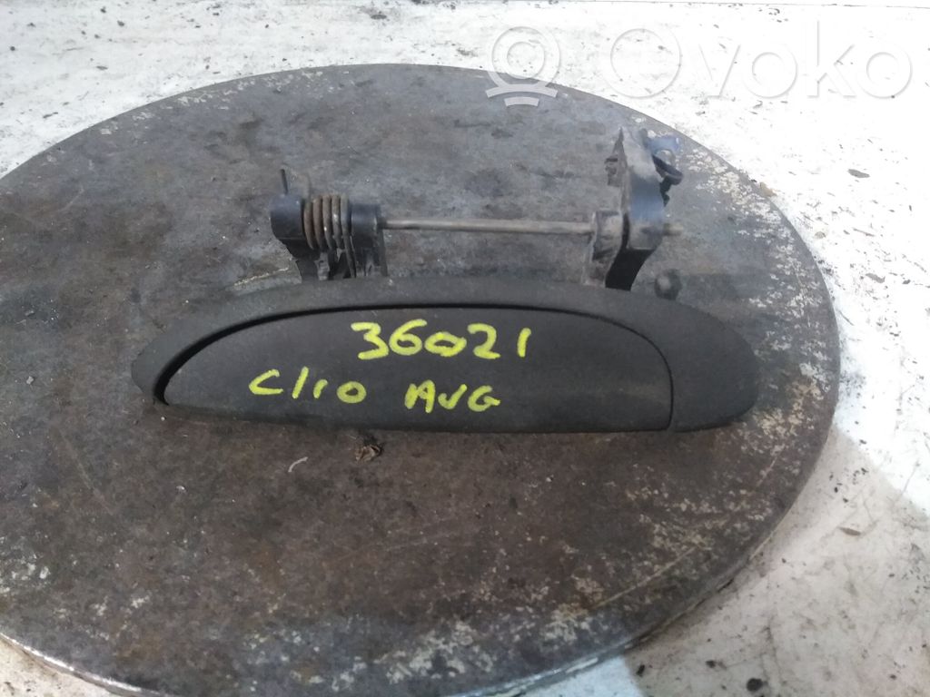 Renault Clio II Внешняя ручка 
