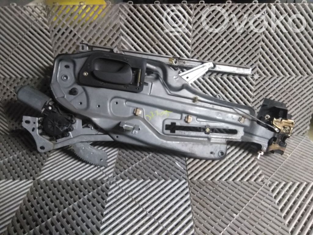Renault Laguna I Macara ușă față cu motor 
