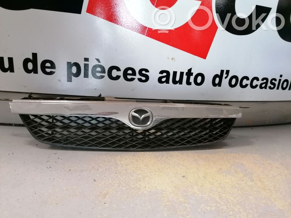 Mazda 323 Oberes Gitter vorne 