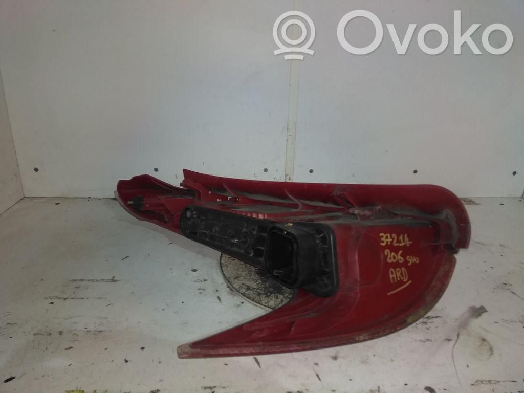 Lampa tylna   6351R4,27411886,37214,VDMS18