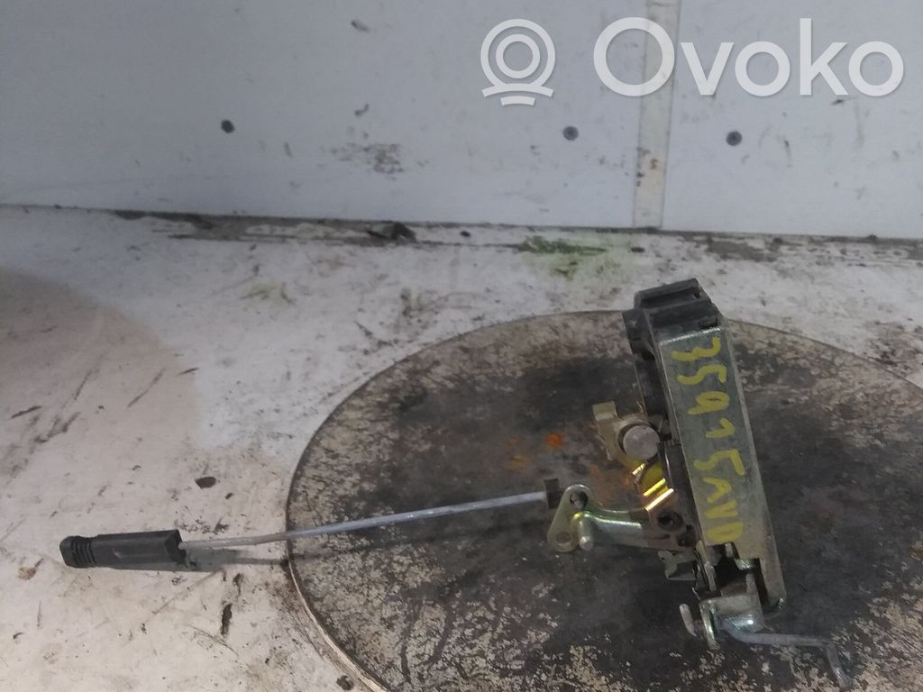 Citroen Saxo Zamek drzwi przednich 