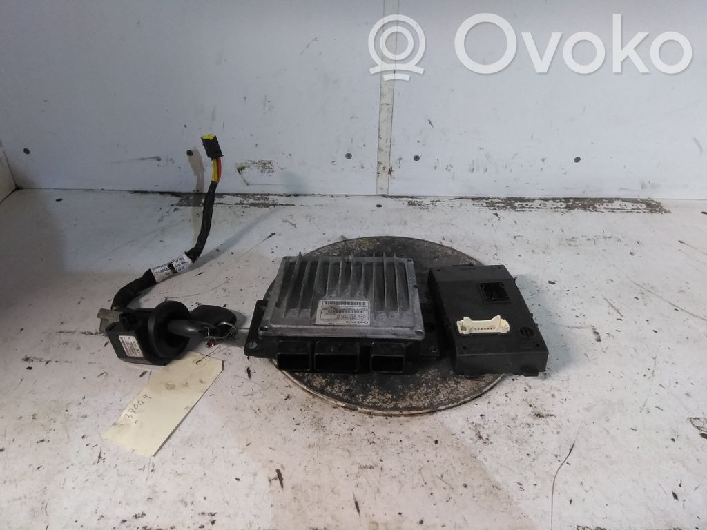 Dacia Logan I Engine control unit/module ECU 