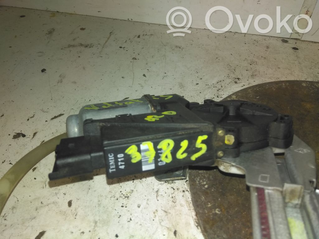 Renault Vel Satis Mechaninis galinio lango pakėlimo mechanizmas 