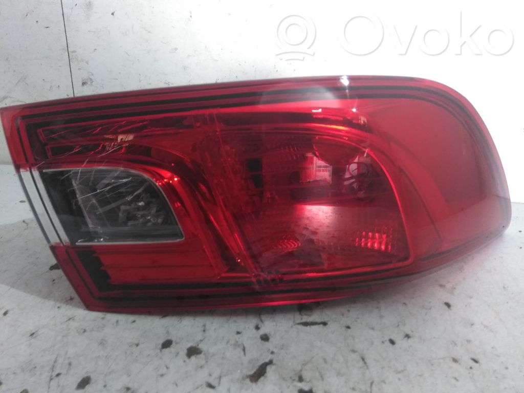 Renault Clio IV Rear/tail lights 