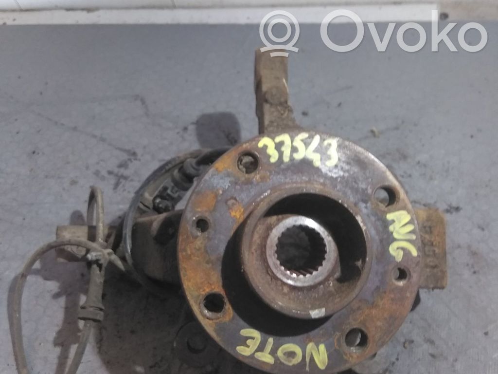 Nissan Note (E11) Priekšējā riteņa rumbas vārpstas šarnīrs (stupica, capfa) 