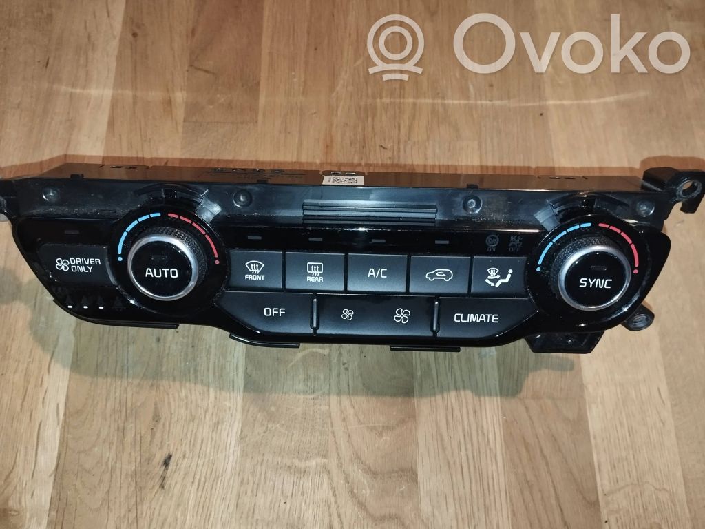 KIA Niro Climate control unit 