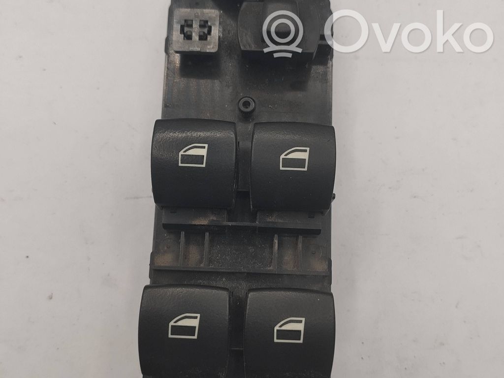 BMW 5 E60 E61 Elektrisko logu slēdzis 
