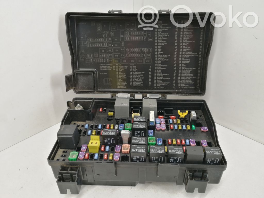 Dodge Durango Fuse module 