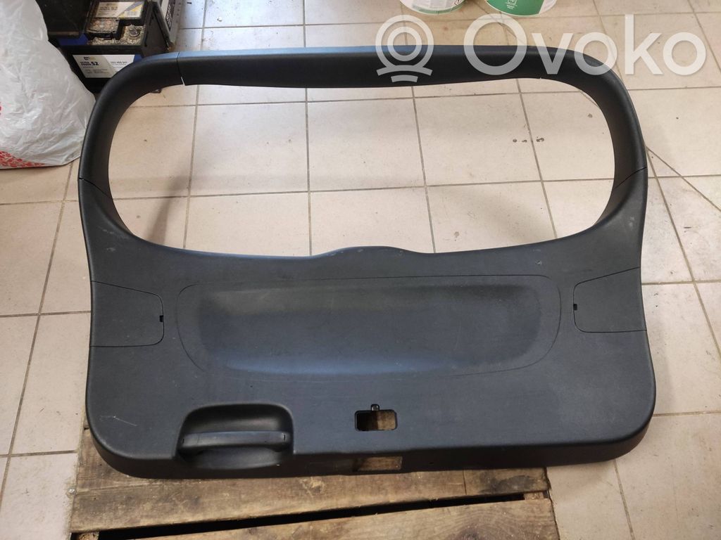 KIA Sorento Tapicerka bagażnika / Komplet 