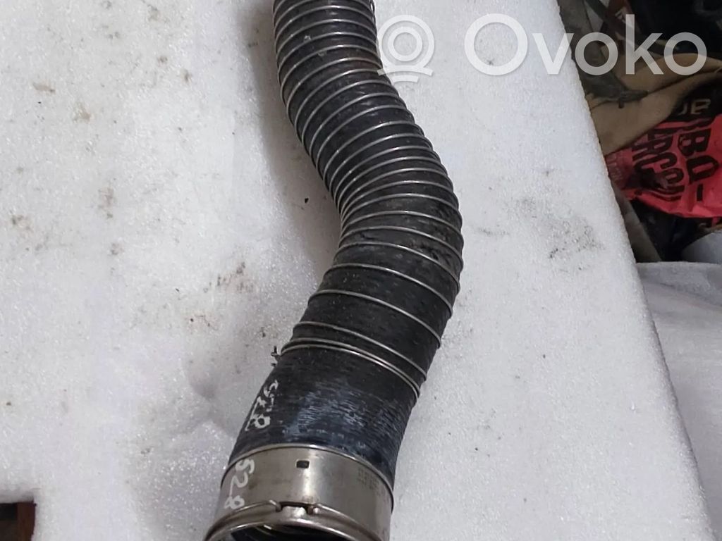BMW 5 F10 F11 Intercooler hose/pipe 