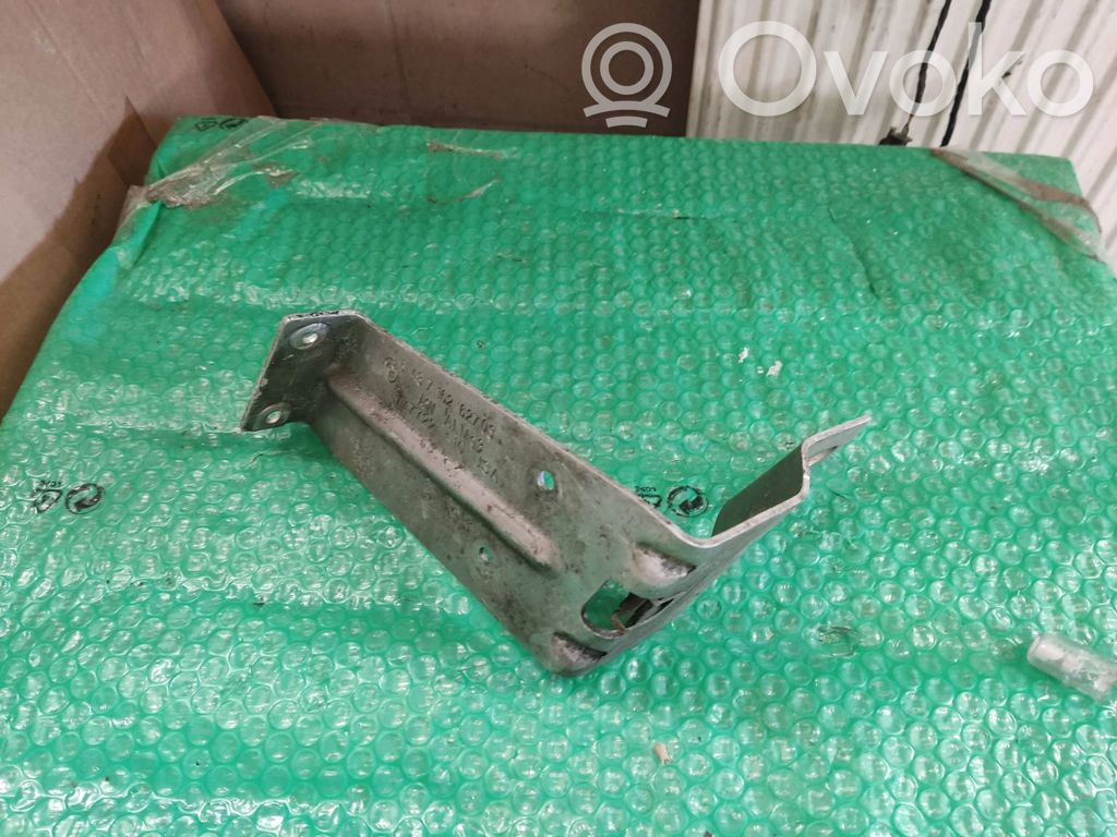 BMW X5 E70 Other engine bay part 