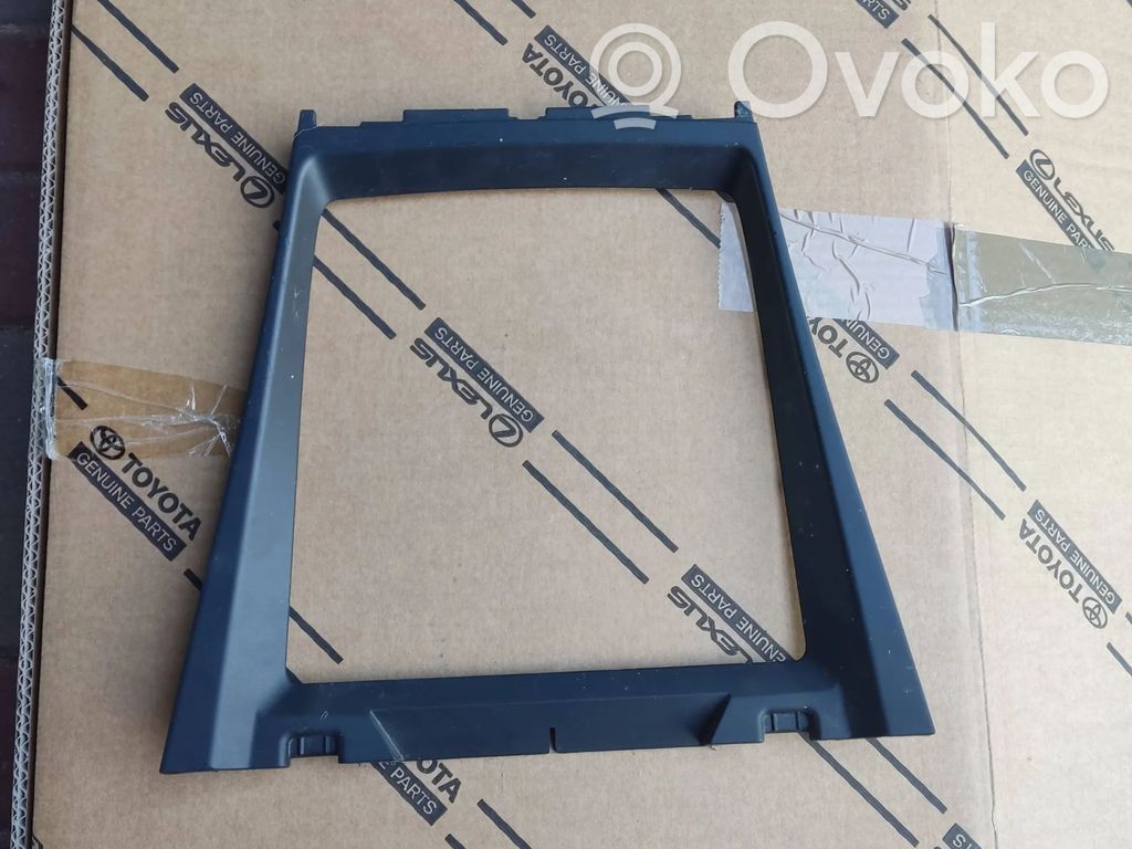 Headlining lighting console trim   0117822,773201
