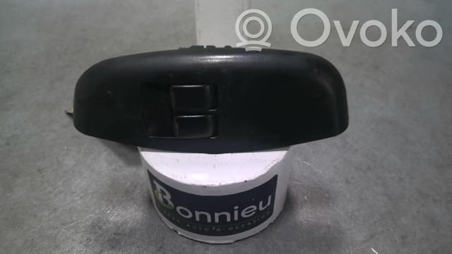 Daewoo Kalos Electric window control switch 