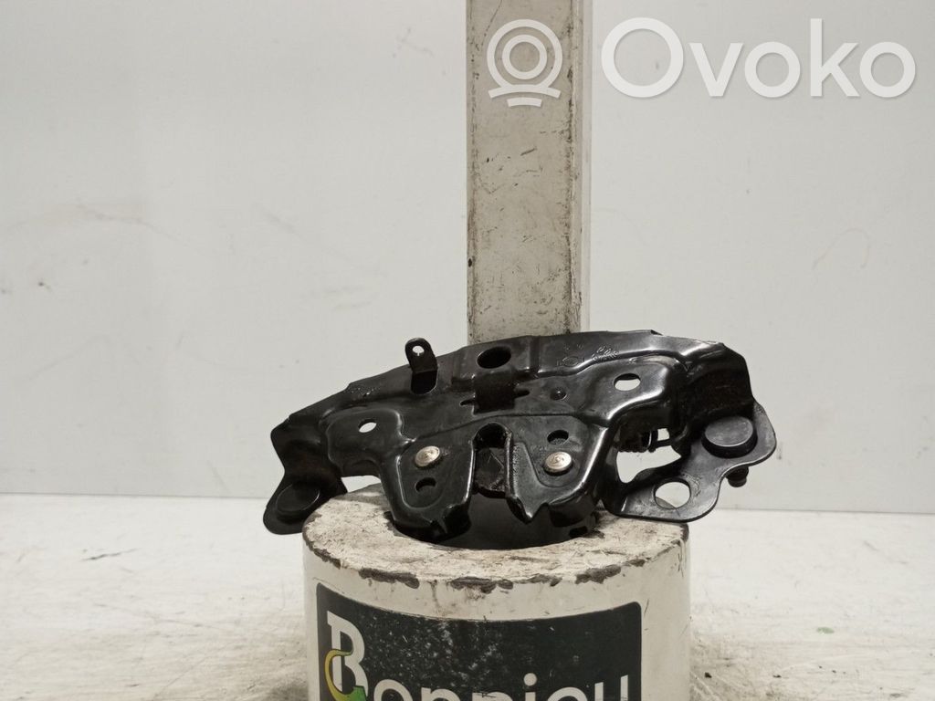 Nissan Qashqai Engine bonnet/hood lock/catch 