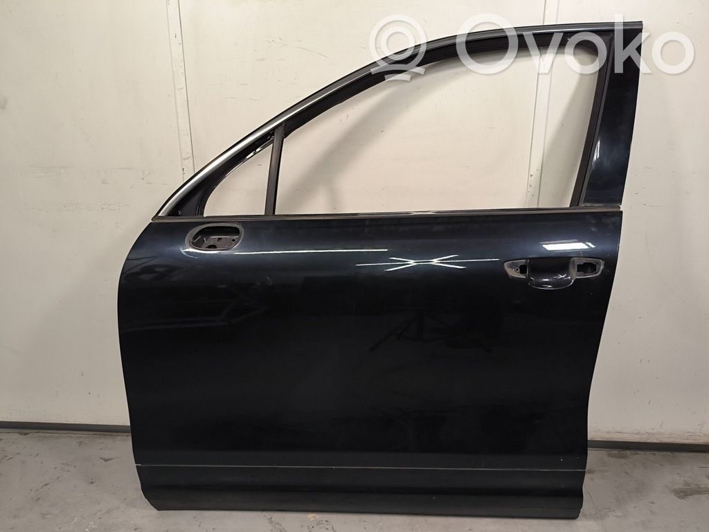 Porsche Cayenne (92A) Puerta delantera 