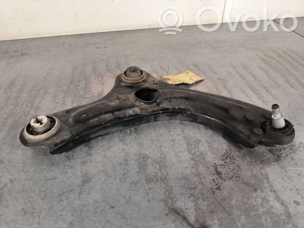 Renault Clio V Front control arm 