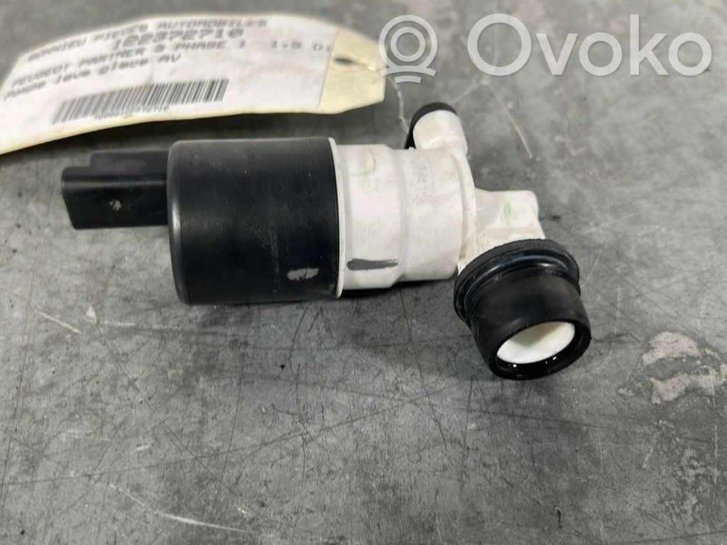 Peugeot Partner III Windscreen/windshield washer pump 